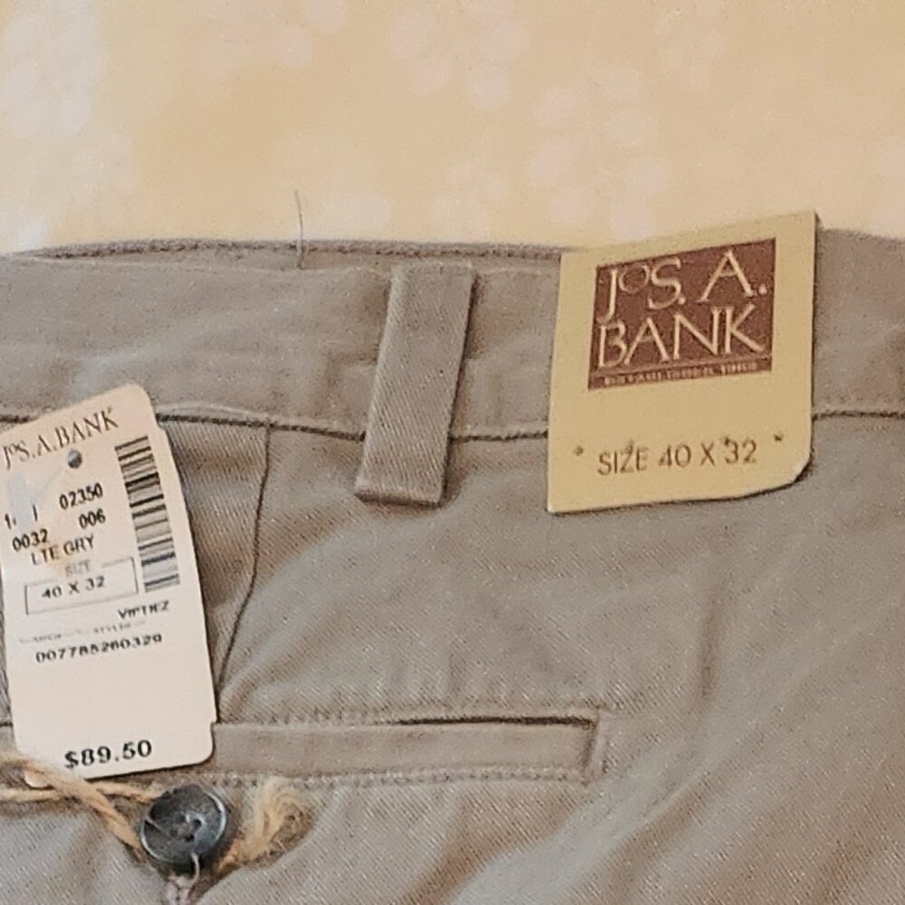 new Jos. Banks chinos 40 x 32 light grey